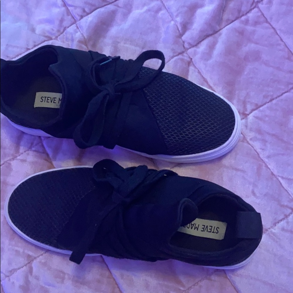 Women’s Black Steve Madden sneaker slip ons